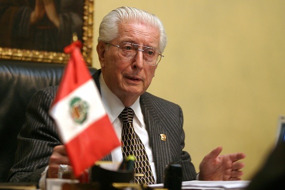 Fallece fundador y líder histórico de Acción Popular, Javier Alva Orlandini