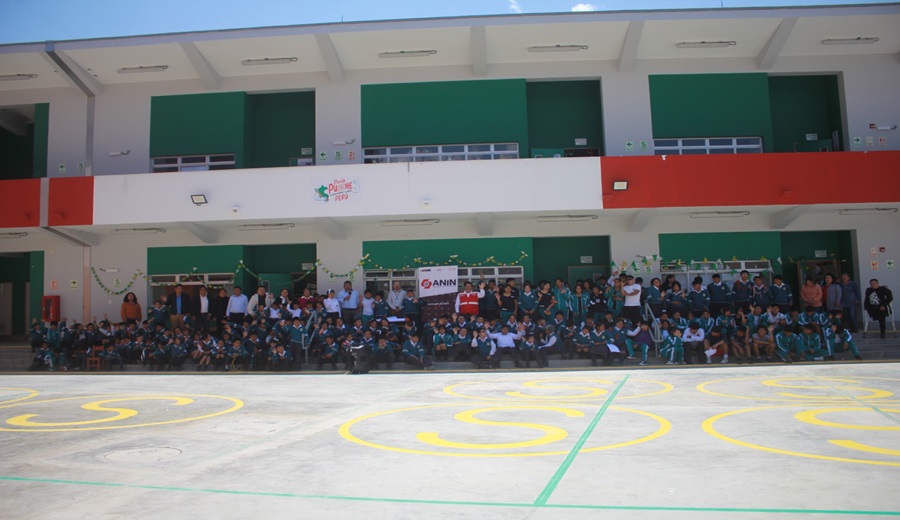 Más de 200 escolares de Yungay se convierten en agentes de cuidado de su colegio