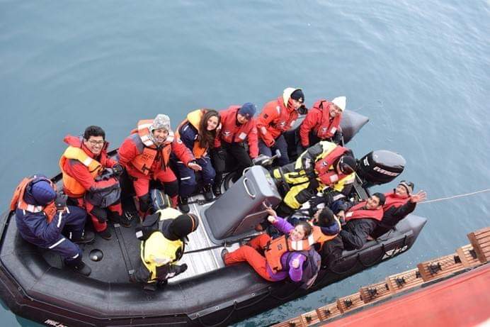 Profesionales ancashinos participan en campaña científica en la Antártida