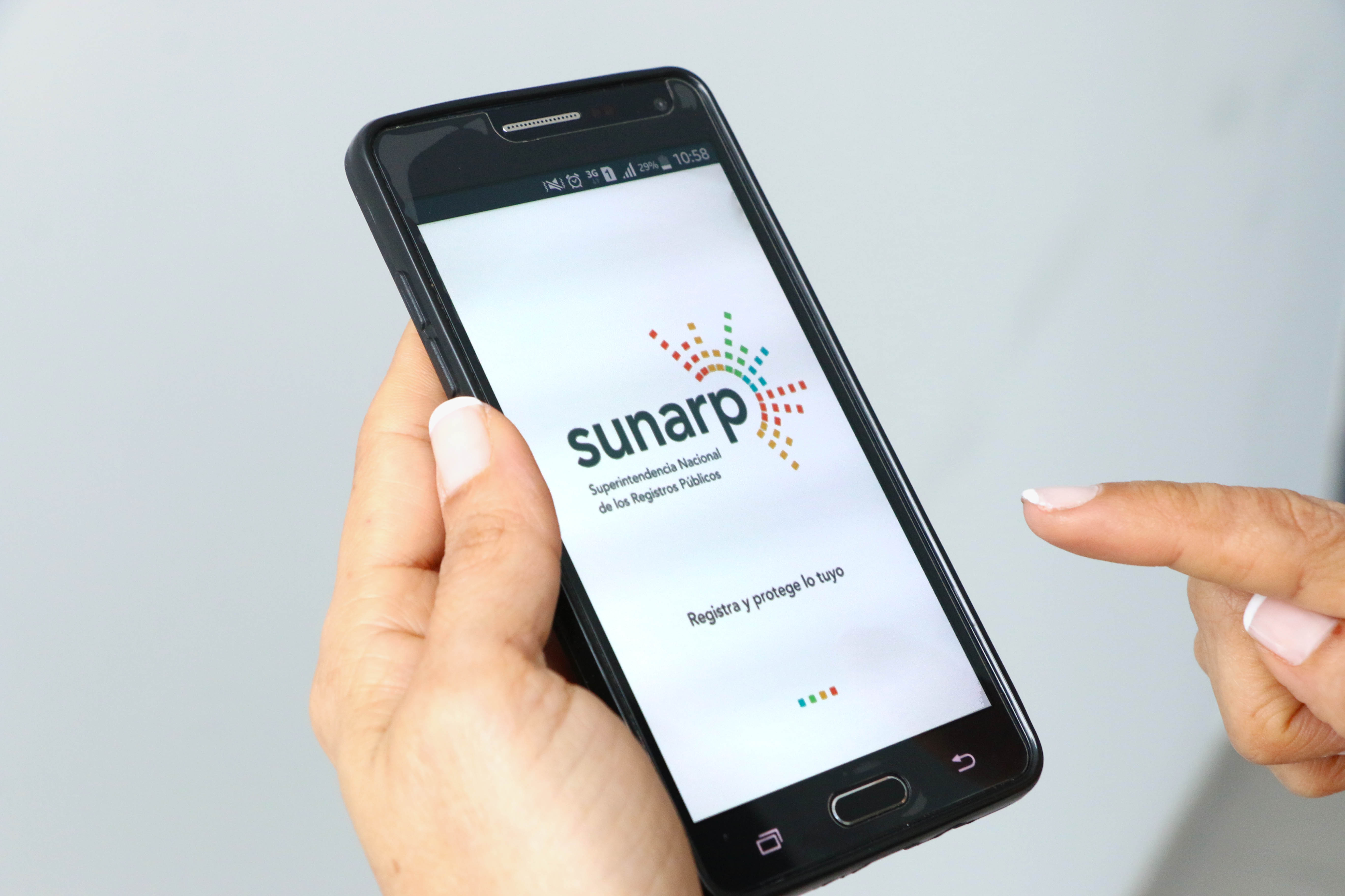 Sunarp implementa aplicativo tecnológico  para solicitar información a través de celulares o tablet