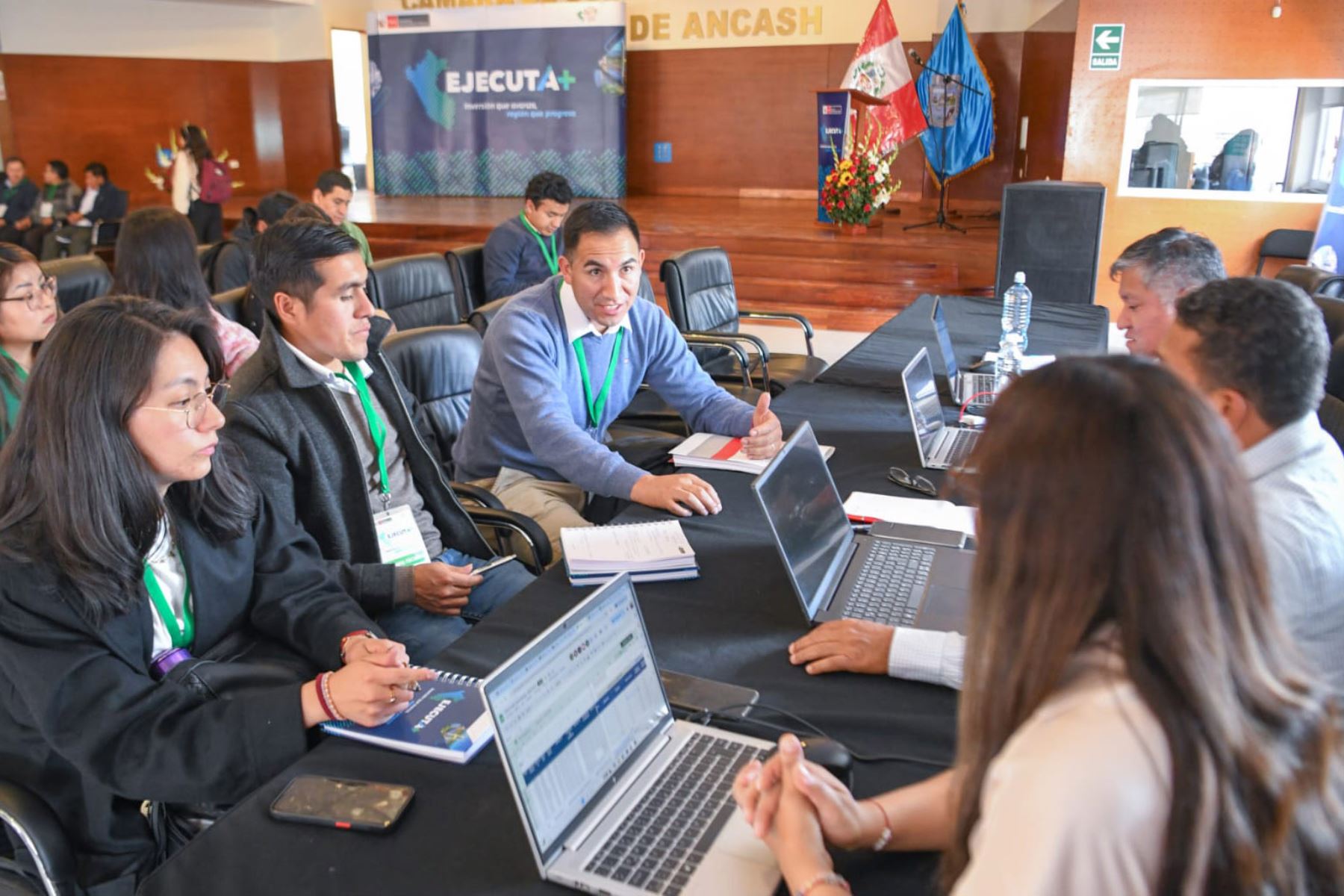 MEF brinda asistencia a autoridades de Áncash para mejorar la ejecución de inversiones