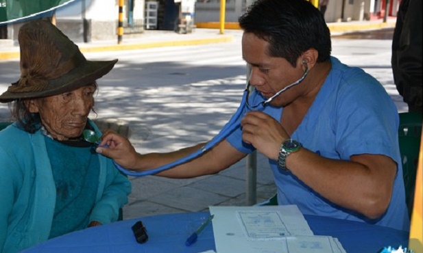 Huaylas: municipio llevó atención médica a adultos mayores de diversos poblados