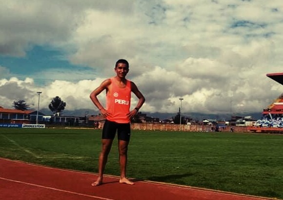 Atleta calificado destaca en sus estudios y sueña con llegar a juegos olímpicos  