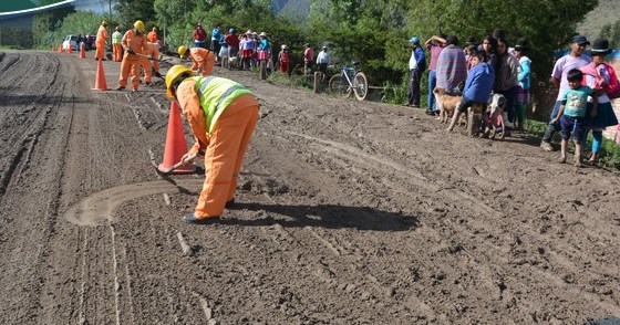 Huaylas: municipio y el Ejército llevaron ayuda a familias afectadas por lluvias y huaycos