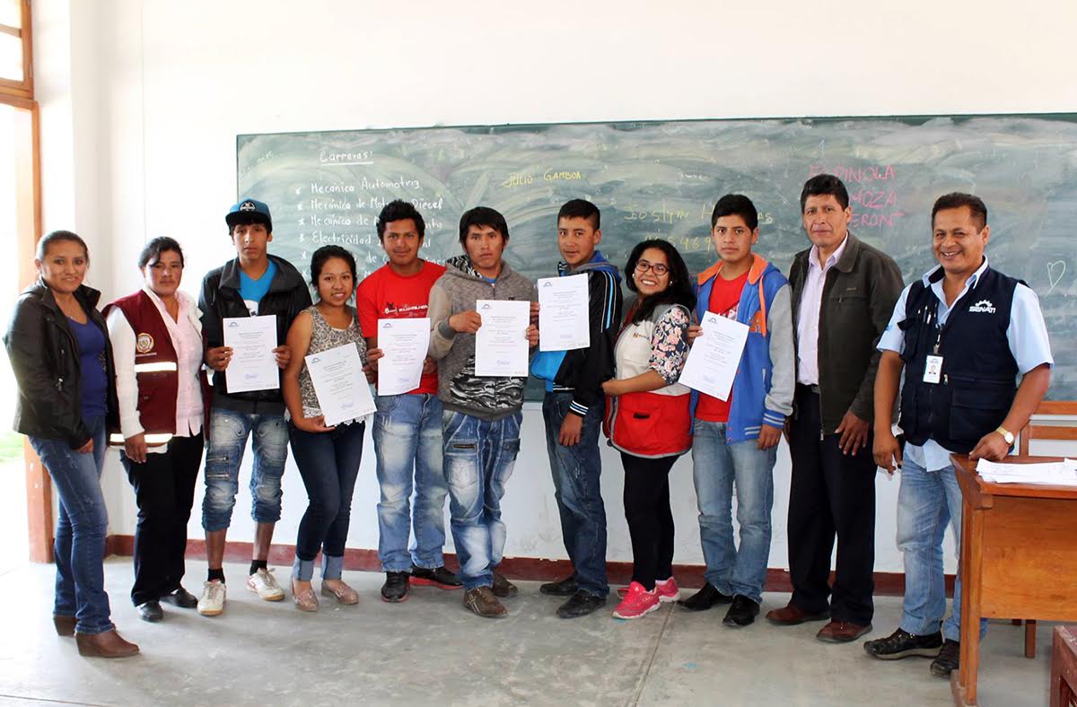  Seis alumnos aprueban examen para Beca 18 en Pallasca