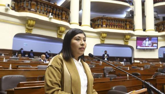 Ministerio Público abre investigación preliminar contra la ministra Betssy Chávez 