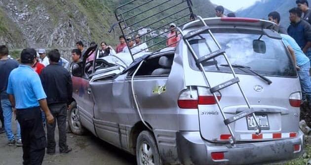  Áncash: roca cayó sobre minivan y deja once heridos en Huarmey