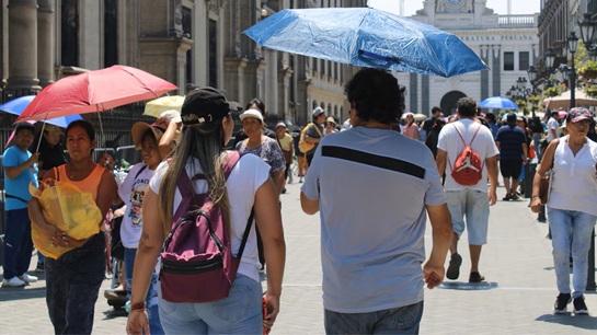 Senamhi advierte altas temperaturas que se registrarán en la costa peruana en los próximos días