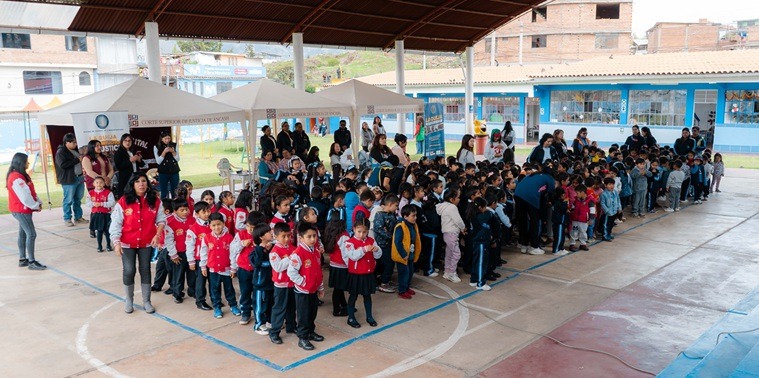  Comisión de Acceso a la Justicia de la Corte de Áncash realizaron campaña informativa en colegio inicial