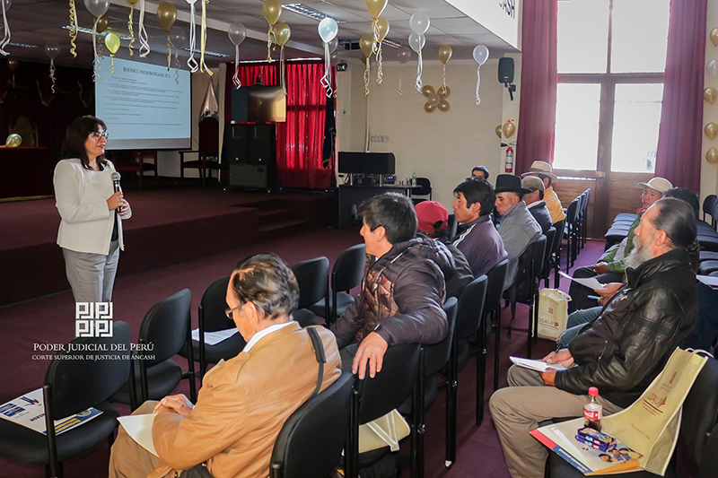Corte de Justicia de Áncash fortalece capacidades de jueces de paz de Huaraz