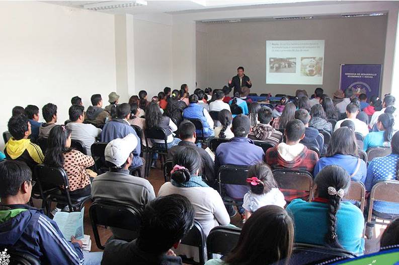 Huaraz: concluye capacitación a productores y estudiantes en temas agropecuarios