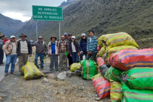Retiran más de 1,000 kilos de residuos del Parque Nacional Huascarán