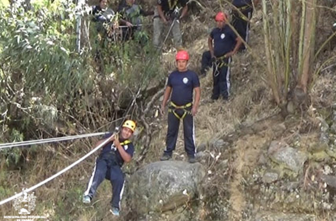 Serenos de Huaraz son capacitados en operaciones de rescate