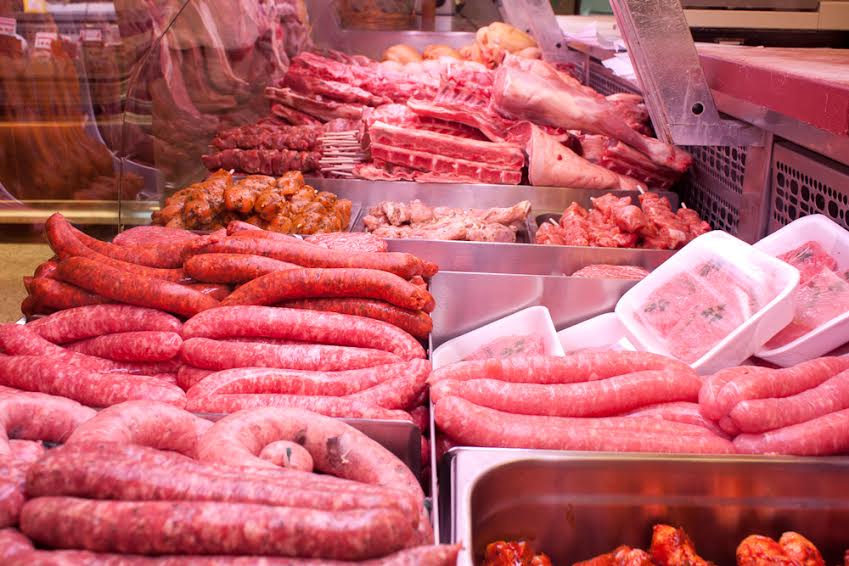 Advierten que consumo de carnes procesadas y embutidos incrementa riesgo de padecer enfermedades al corazón