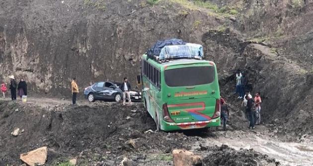 Lluvias intensas y derrumbes causan estragos en Áncash