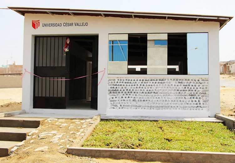 Chimbote: UCV inaugura primera vivienda ecológica con botellas tipo pet