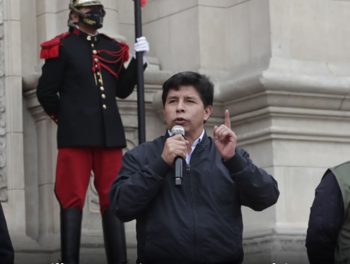 Castillo: “En los próximos días vamos a seguir haciendo cambios ministeriales”