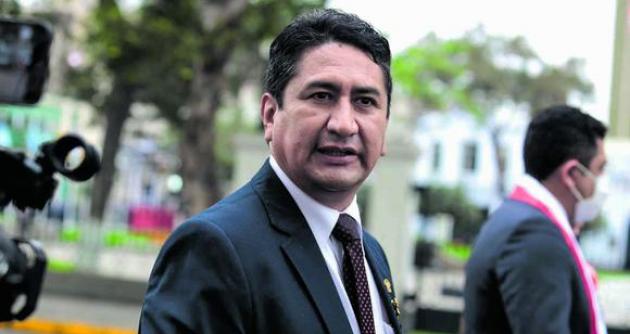 Cuentas bancarias de Cerrón son incautadas por orden del Poder Judicial