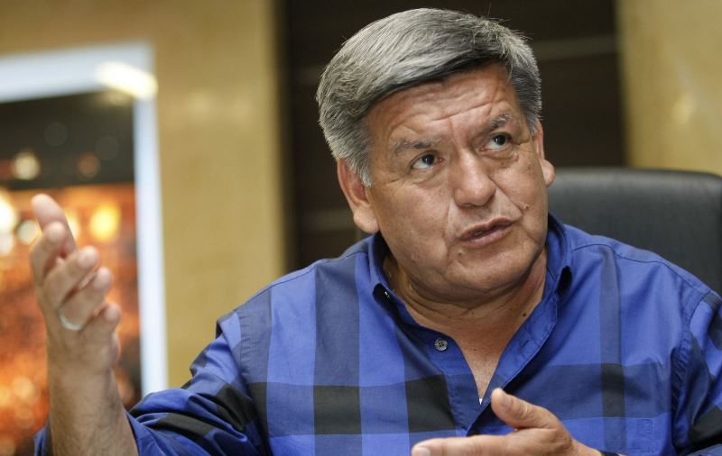 Acuña pide a presidente electo Kuczynski más apoyo para gobiernos regionales