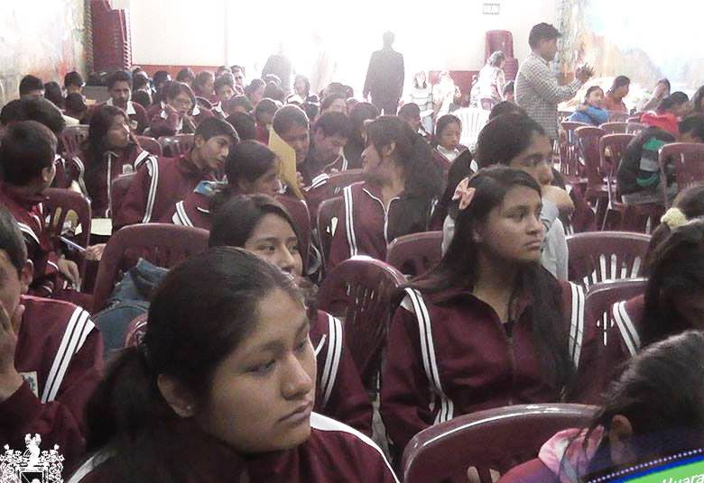 Huaraz: Devida realiza charlas para evitar consumo de drogas en colegios