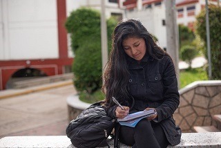 Gobierno de Estados Unidos ofrece becas a jóvenes líderes peruanos  