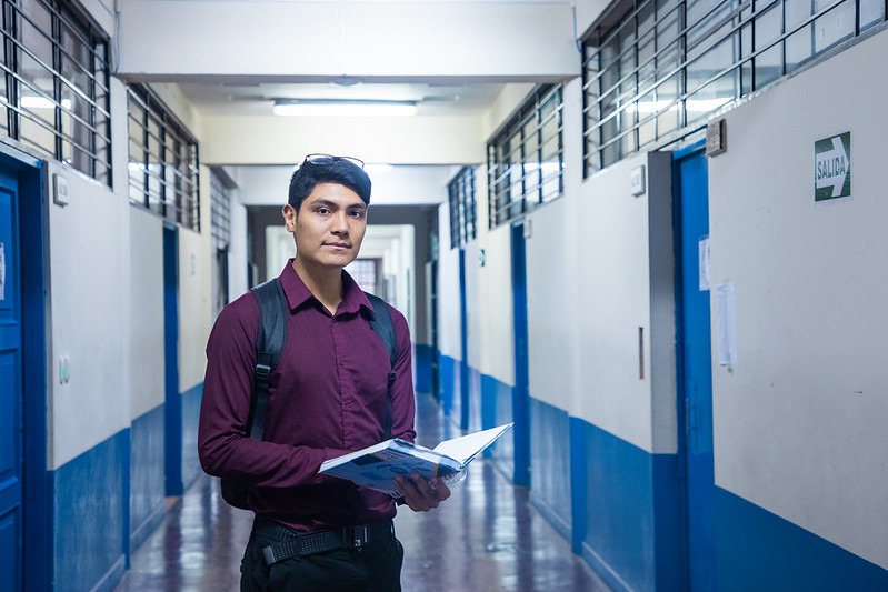 Jóvenes de universidades públicas que no estudiaron en el 2021 podrán postular a Beca Permanencia   