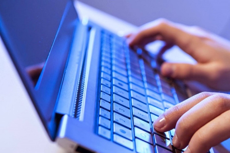 Cibercriminales utilizan noticias falsas sobre Covid-19  para atraer a víctimas [Podcast]