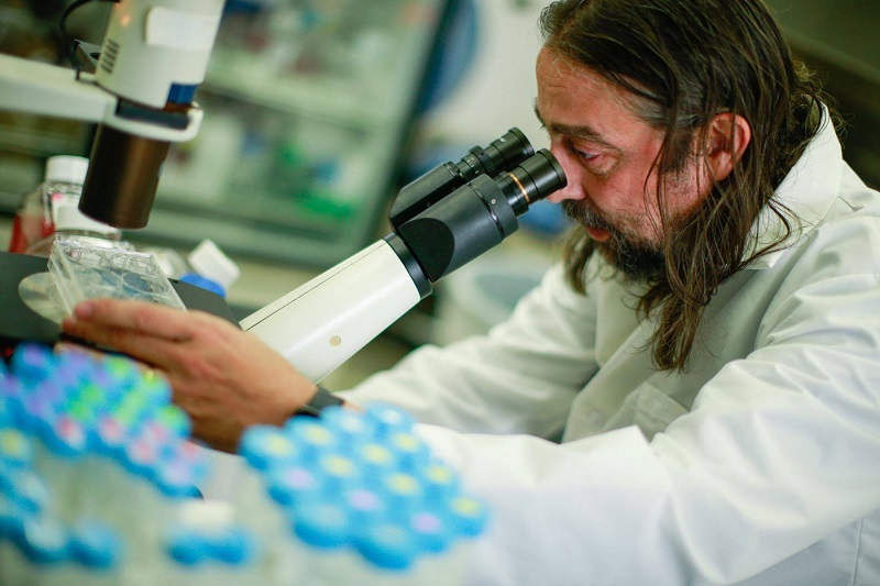 Científicos de EE. UU. no descartan que el  Covid- 19 se contagie por el aire