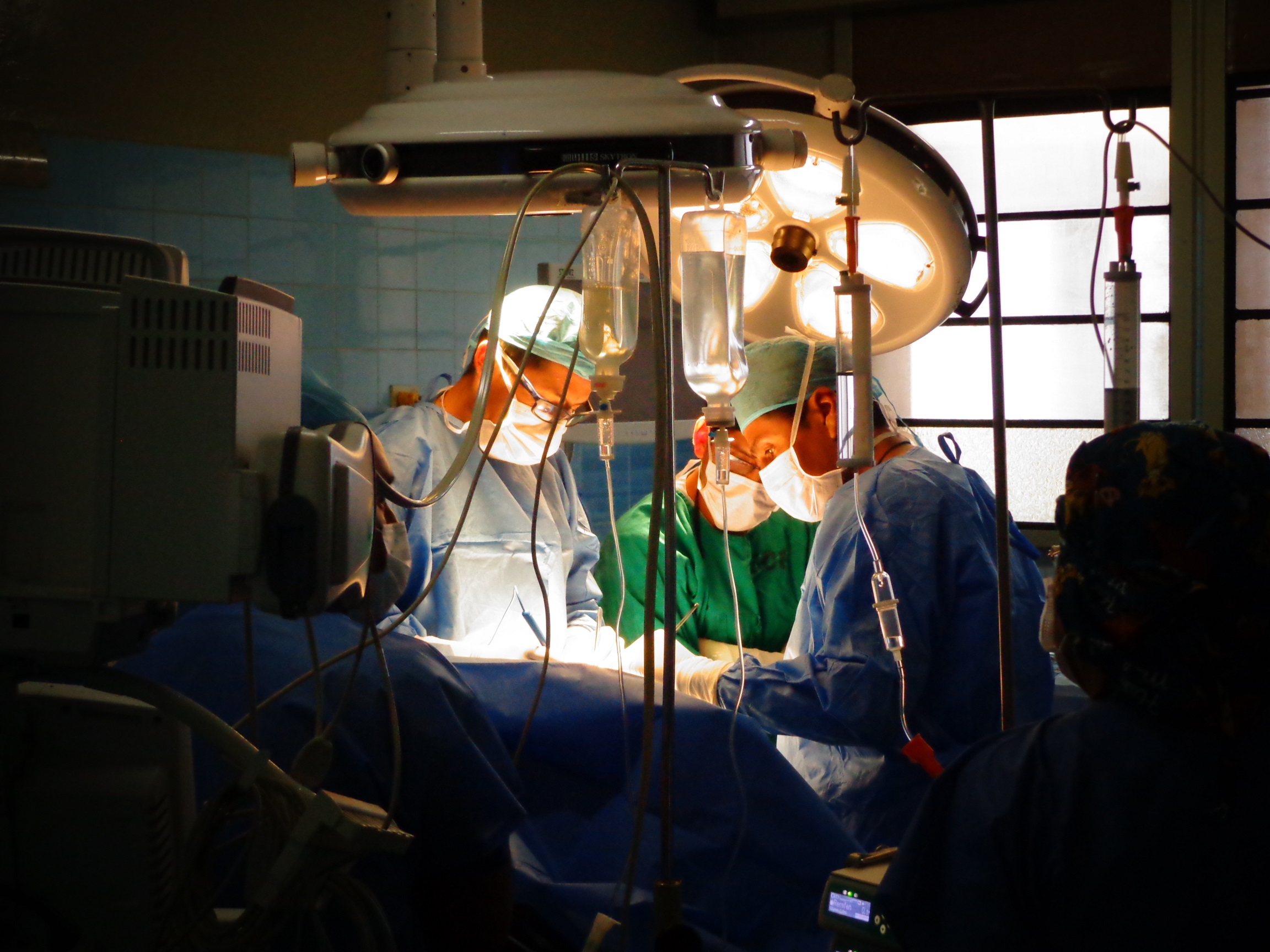 Médicos del hospital Víctor Ramos realizaron con éxito operación de aneurisma aórtico abdominal 