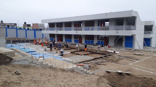 Sistema de educación peruano en estado de abandono