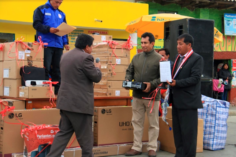 Catac: Colegio de Alto Rendimiento recibió equipos de cómputo