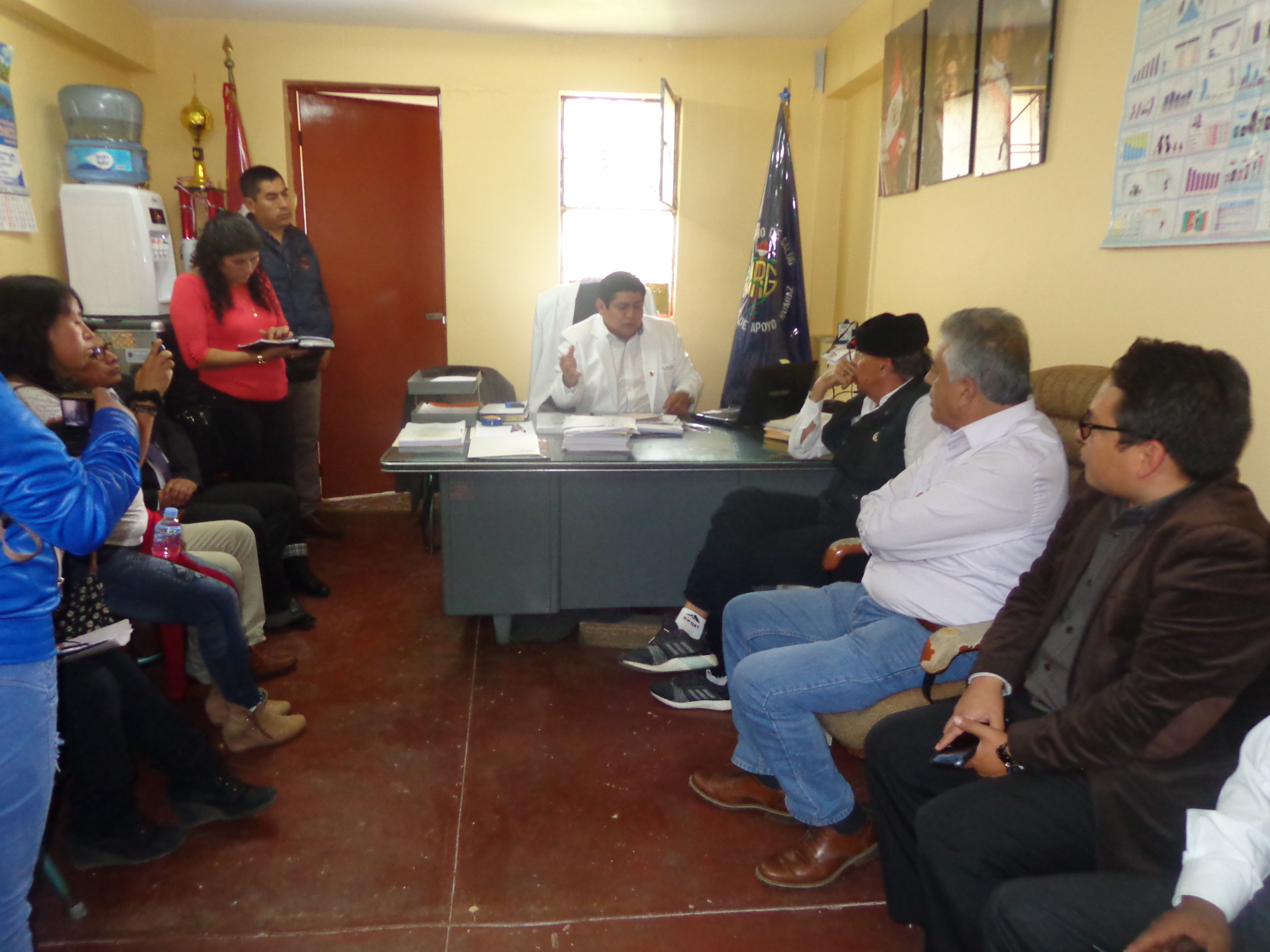 Hospital Víctor Ramos recibe visita de miembros de Comisión de Salud del Congreso