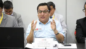 Ministro de Salud respondió a Comisión de Inclusión Social del Congreso