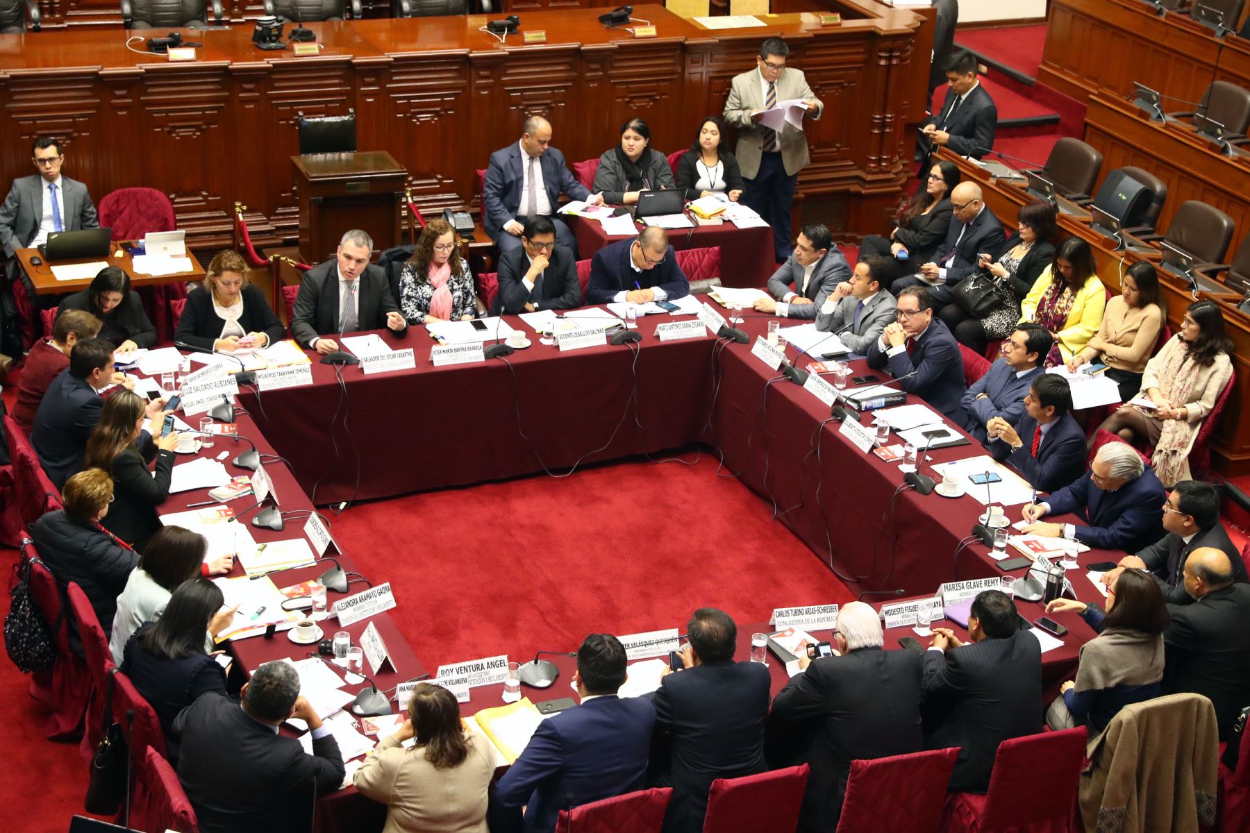 Comisión de Constitución continúa hoy con debate de reforma política
