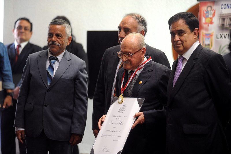 Reconocen a destacados intelectuales ancashinos en Lima