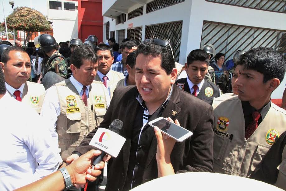 Congresista Domínguez: “Lamentamos asesinato del alcalde de Yaután”