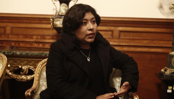 Congresista de PL Betssy Chávez jura como nueva ministra de Trabajo en reemplazo de Maraví 