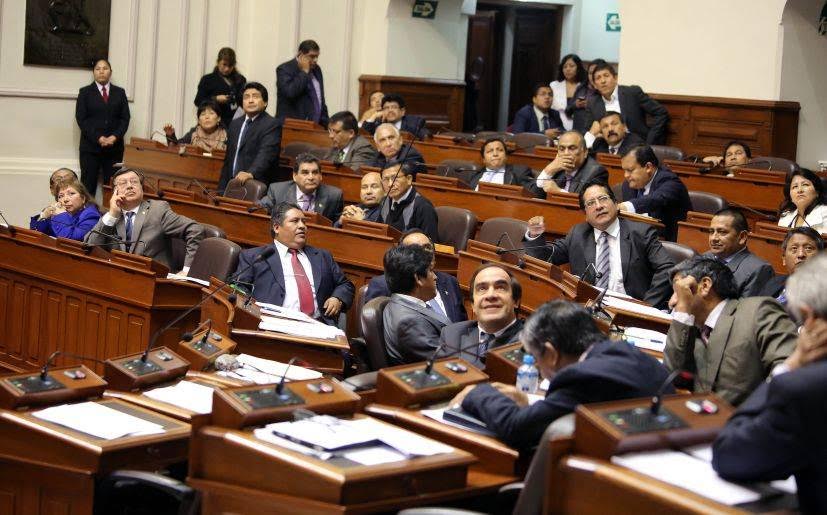 Más de la mitad de congresistas quiere ser reelectos y 23 cambian de partido