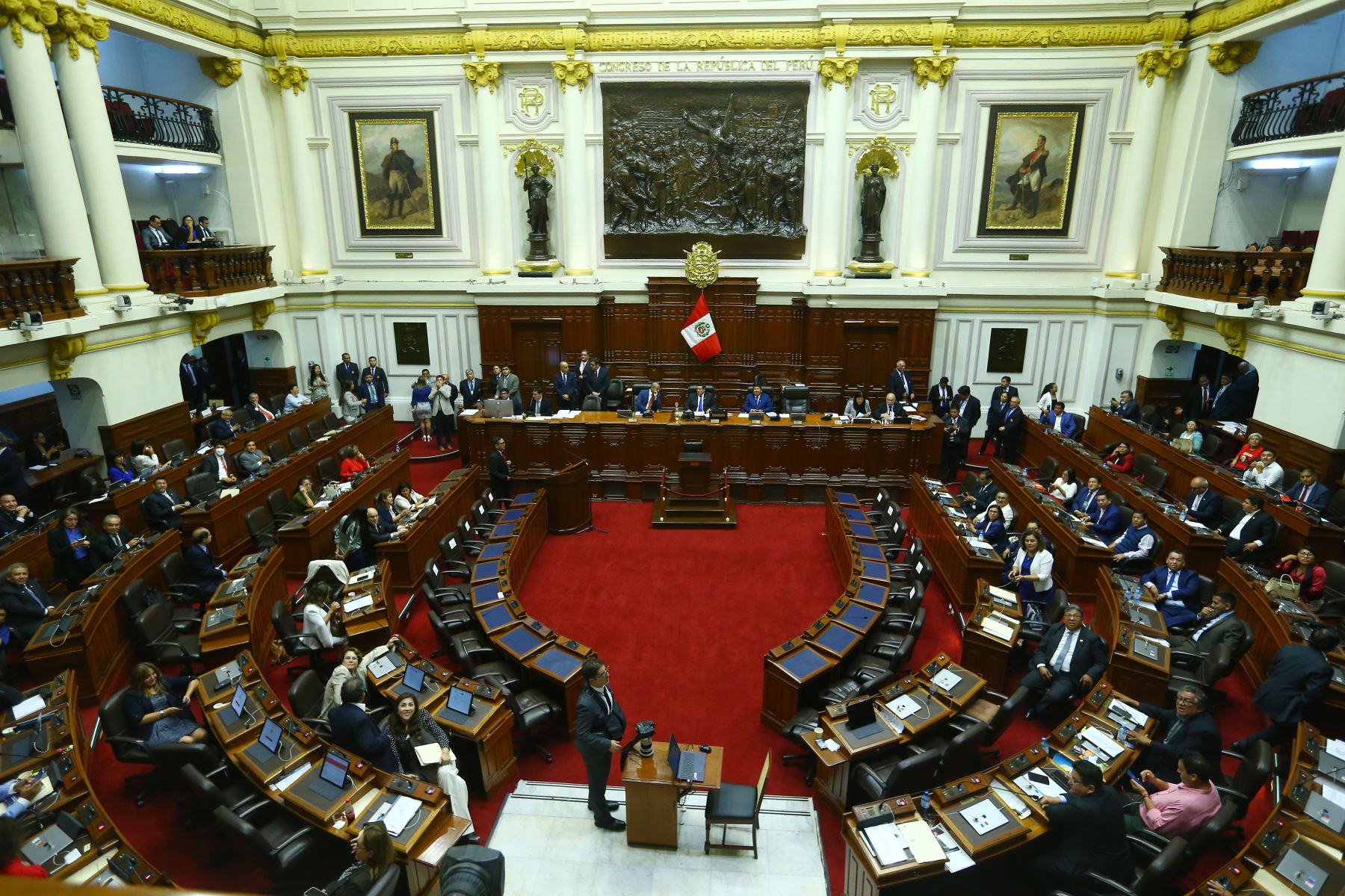 Congreso aprueba cuadro nominativo de comisiones ordinarias y Comisión Permanente