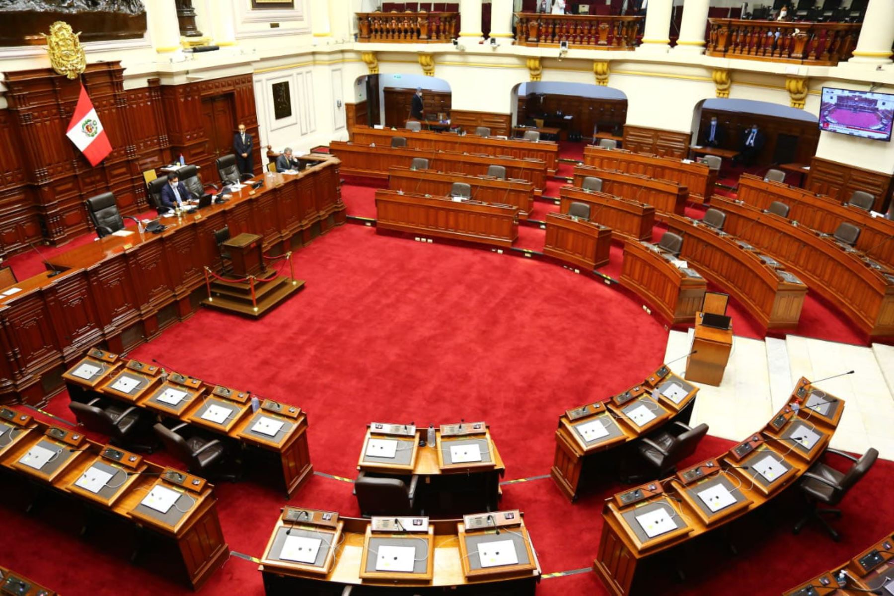 Crisis política: Congreso apróbó moción de vacancia presidencial