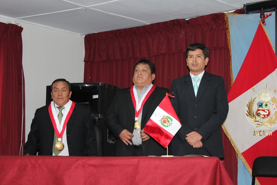 Gobernador regional desaira a consejero delegado Ángel Durán