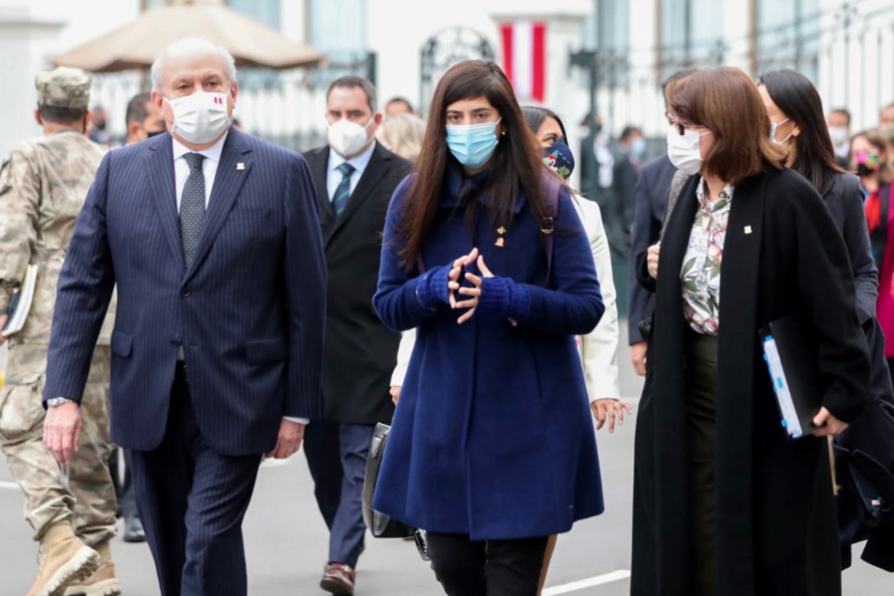 ¿Qué pasa con el Gabinete Cateriano luego de que el Congreso le negó la confianza?
