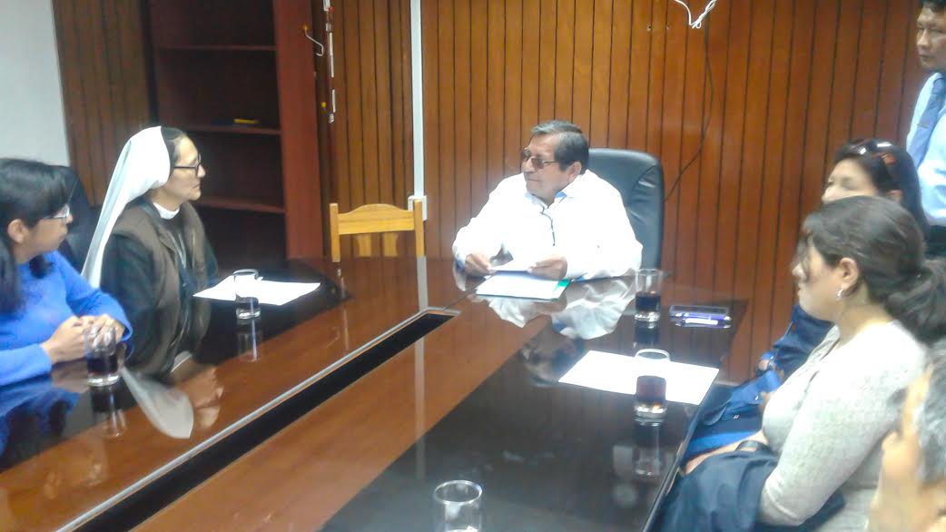 Huaraz: gobernador regional se compromete a construir nueva infraestrctura del colegio Santa Rosa de Viterbo