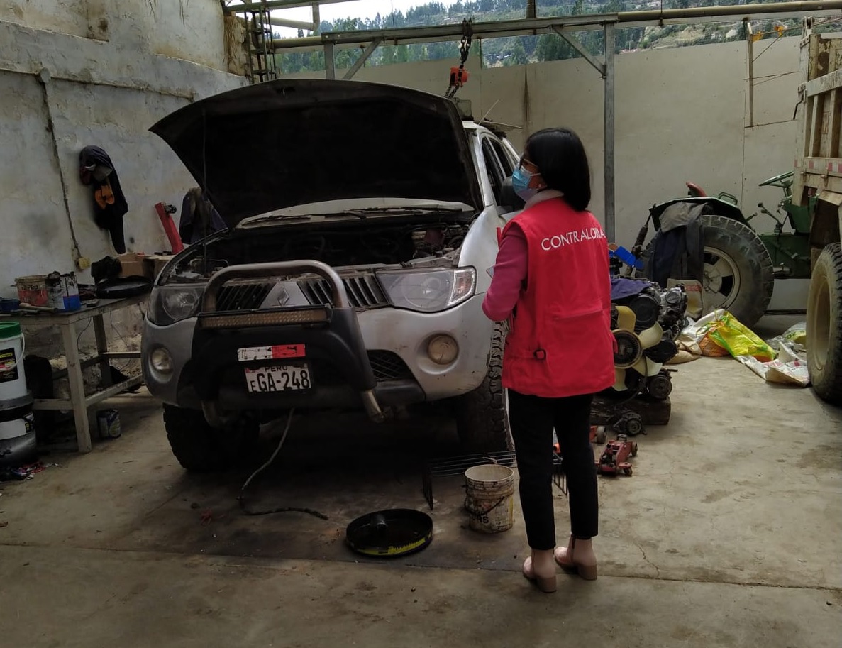 Taller sin licencia de funcionamiento realiza mantenimiento de vehículos del Gore Áncash