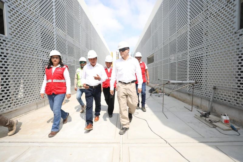 Contralor se compromete a ejercer control desde el expediente técnico de las obras