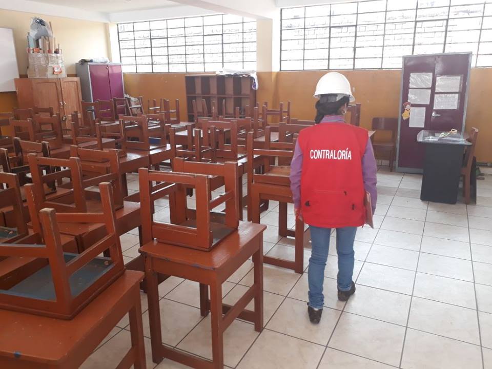 Contraloría verifica asistencia y dictado de clases de maestros en colegios del país