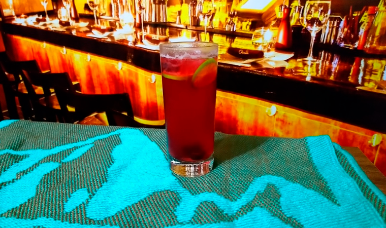  Cóctel Bicentenario: la bebida hecha a base de la corteza del árbol de la quina 