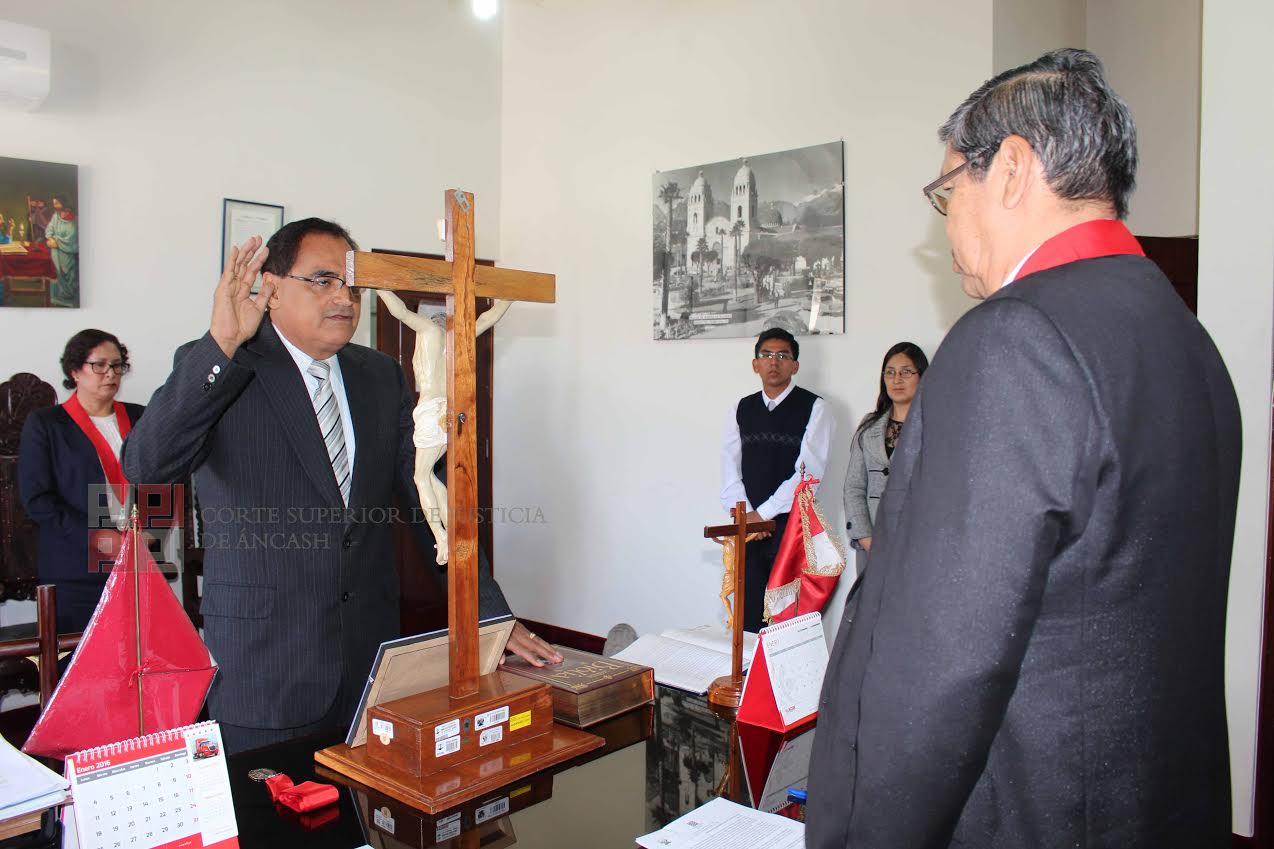  Reconforman la Sala Especializada en lo Civil de la Corte Superior de Áncash