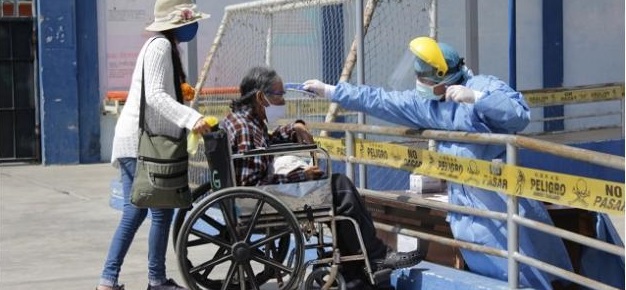  Chimbote: niña y tres adultos mayores con covid-19 fueron dados de alta en Hospital La Caleta 