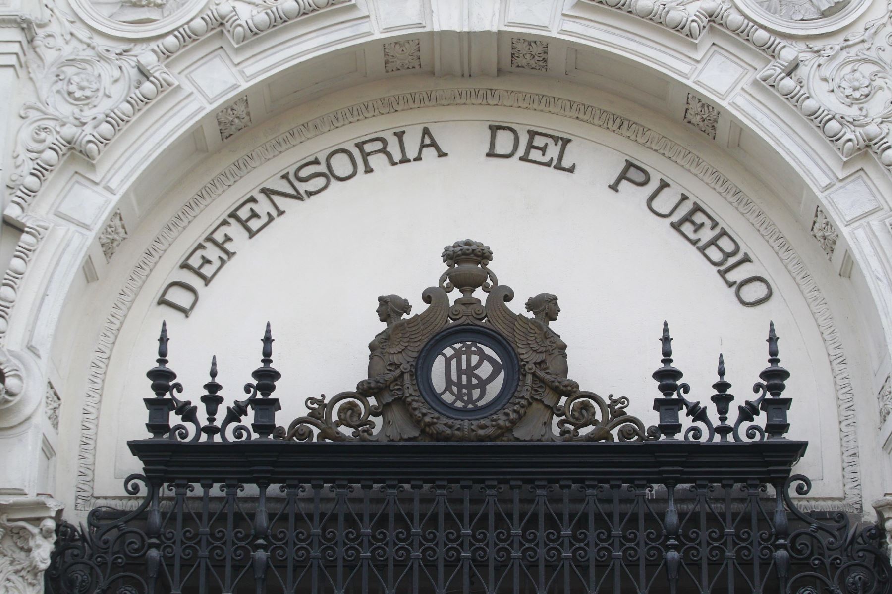 Defensoría del Pueblo destaca que urge seguir enfoque de igualdad de género en currículo escolar